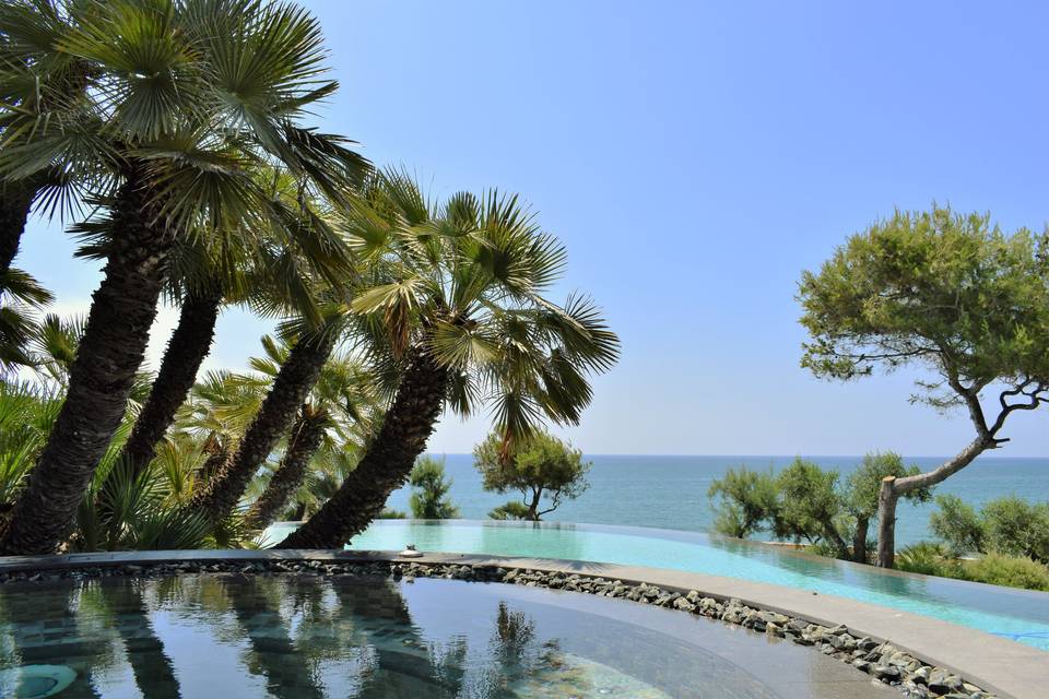 Jacuzzi -vista al mar