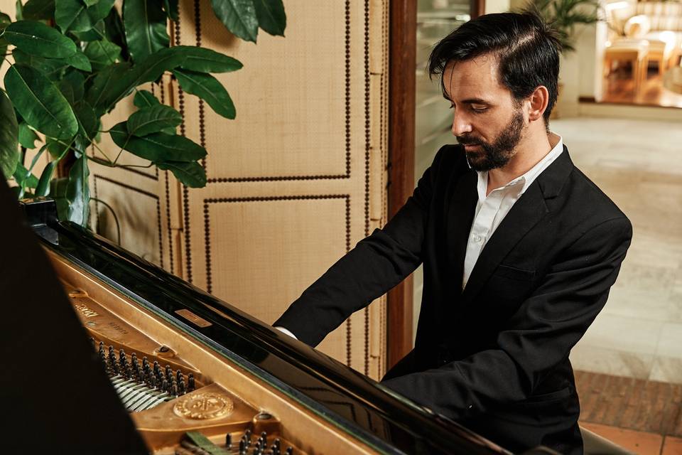 Pianista Miguel Ángel