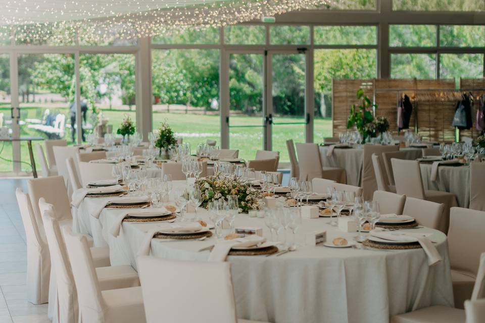 Salón interior con vistas