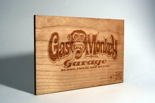 Caja grabada