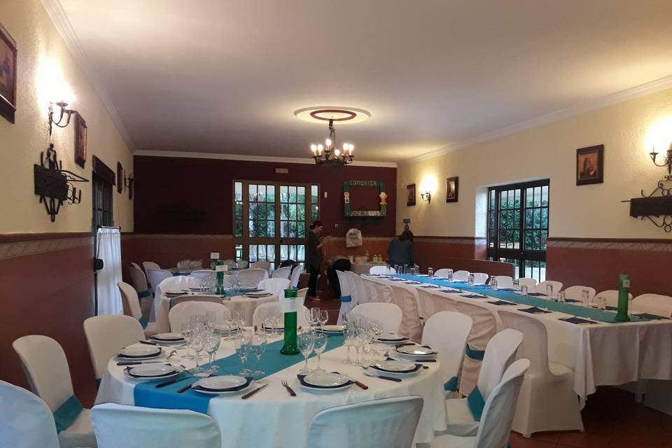 Celebración en salón para 50 p