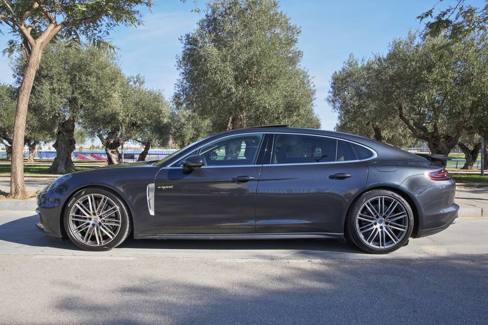 Porsche Panamera 4 e-Hybrid Ex