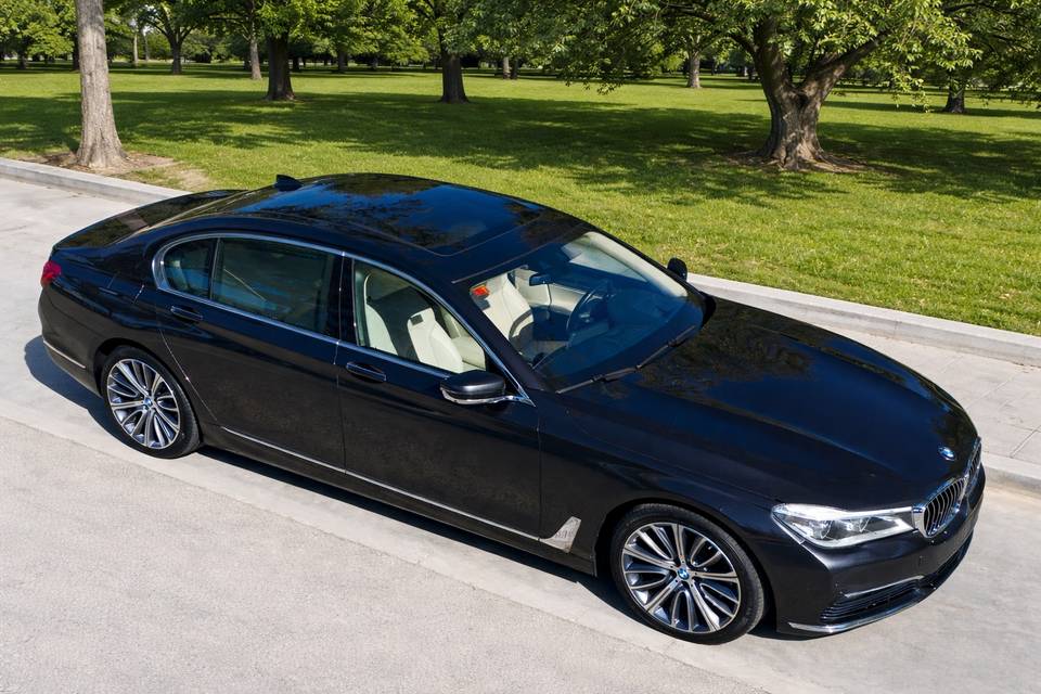 BMW 750Li VIP Lounge XD