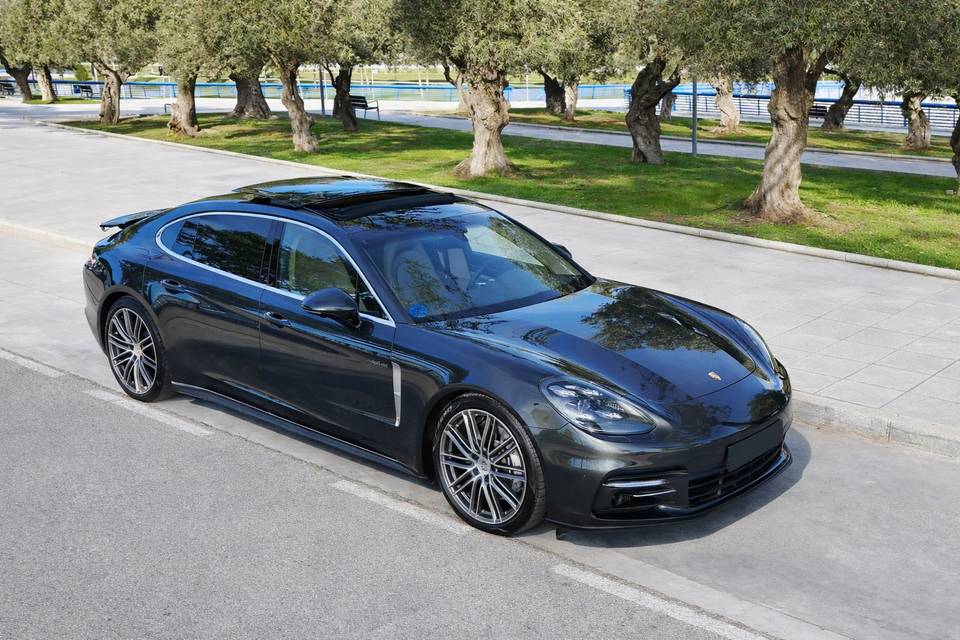 Porsche Panamera Executive LWB