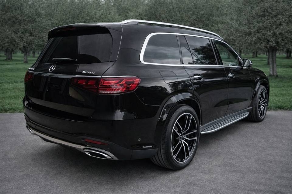 Mercedes GLS SUV 2026 AMG