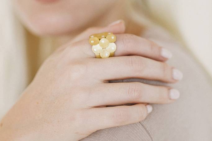 Anillo oro y diamantes