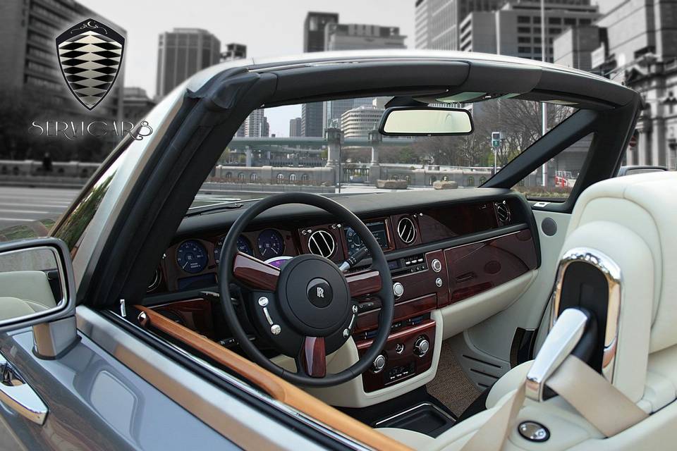 Rolls-Royce Cabrio (interior)
