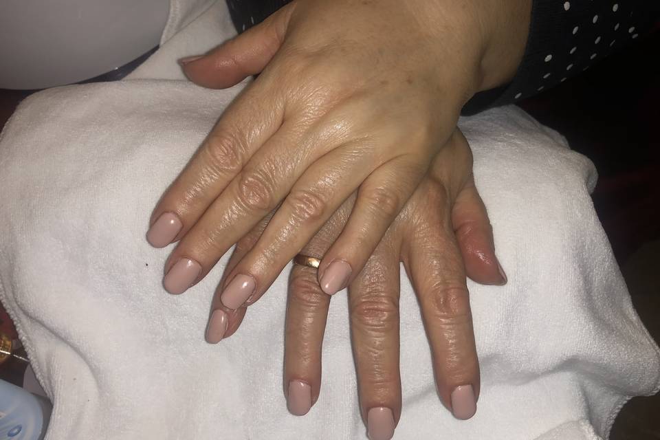 Esmaltado nude