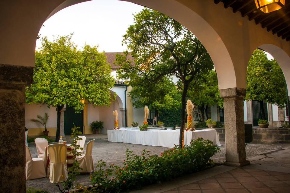 Bodegas Fundador Boda Civil en Patio Sgdo Corazón