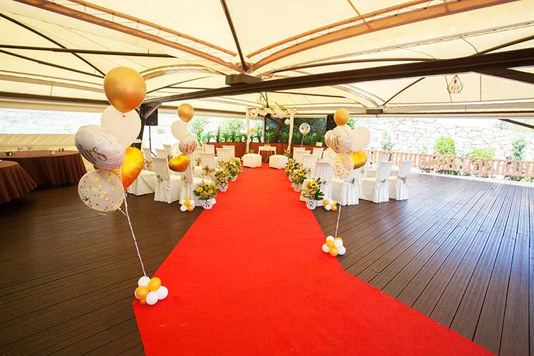 Boda civil con globos