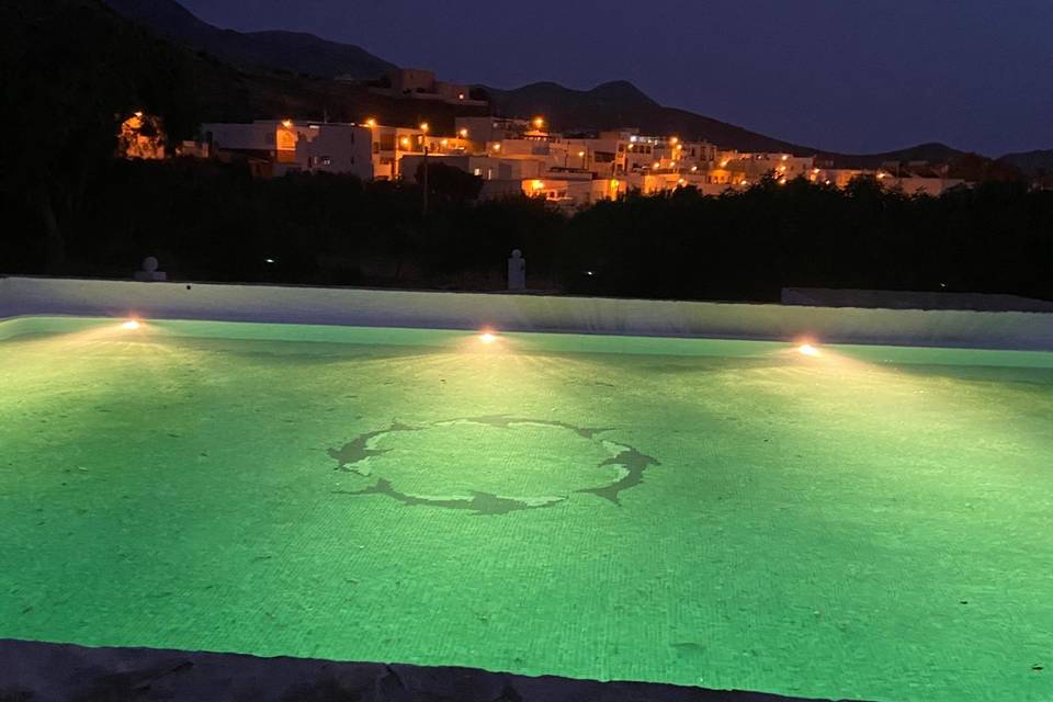 Piscina de noche