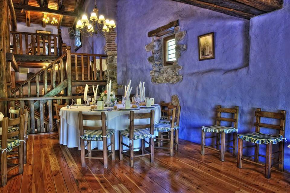 El restaurante de noche