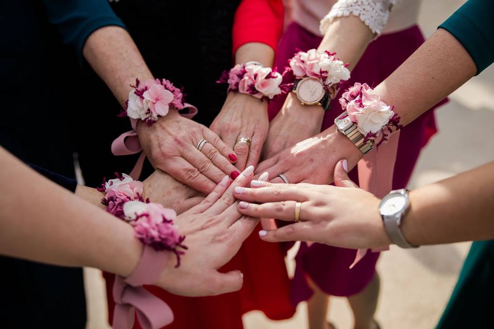 Pulseras de flores boda