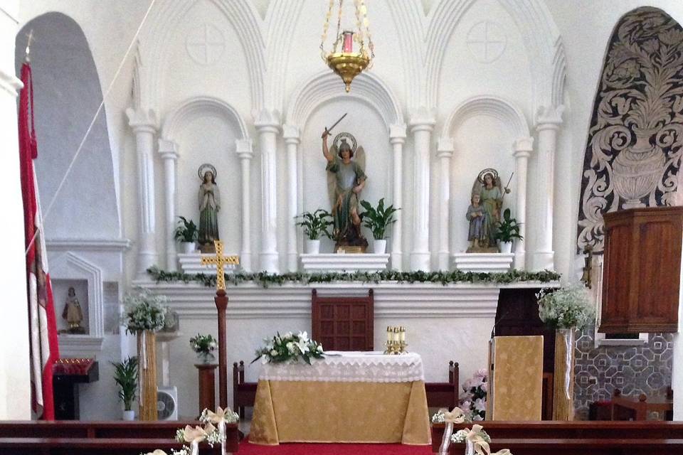 Iglesia con decoración rústica