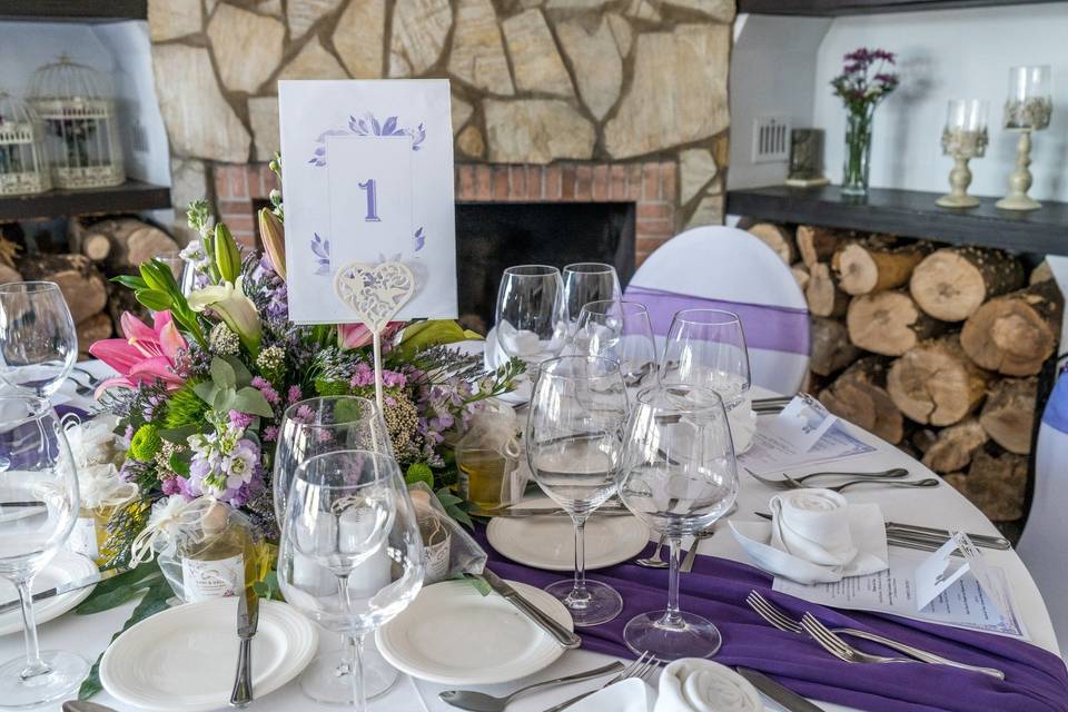 Mesa Zona Chimenea