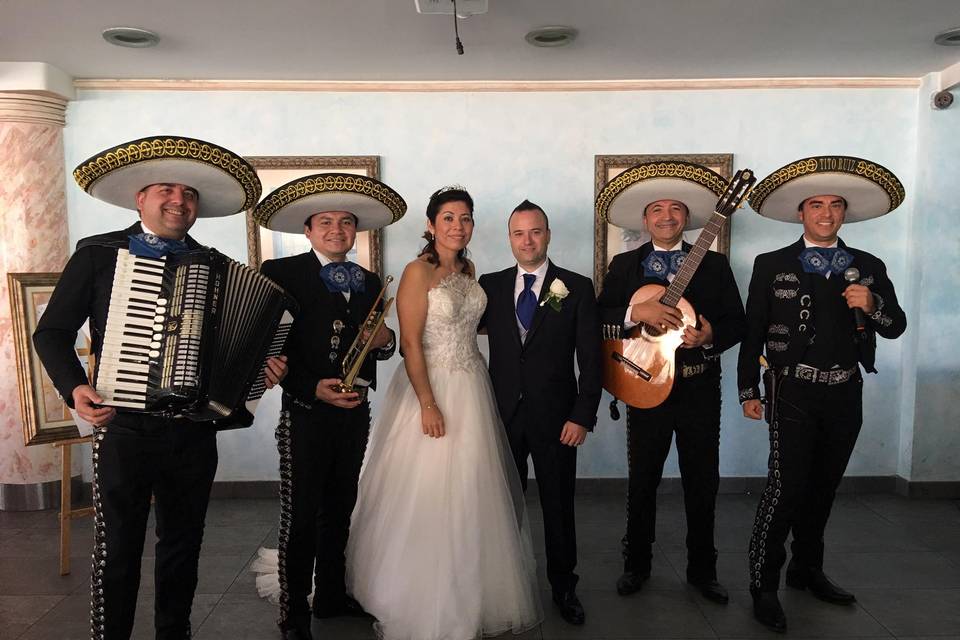 Boda Ecuatoriana y Español