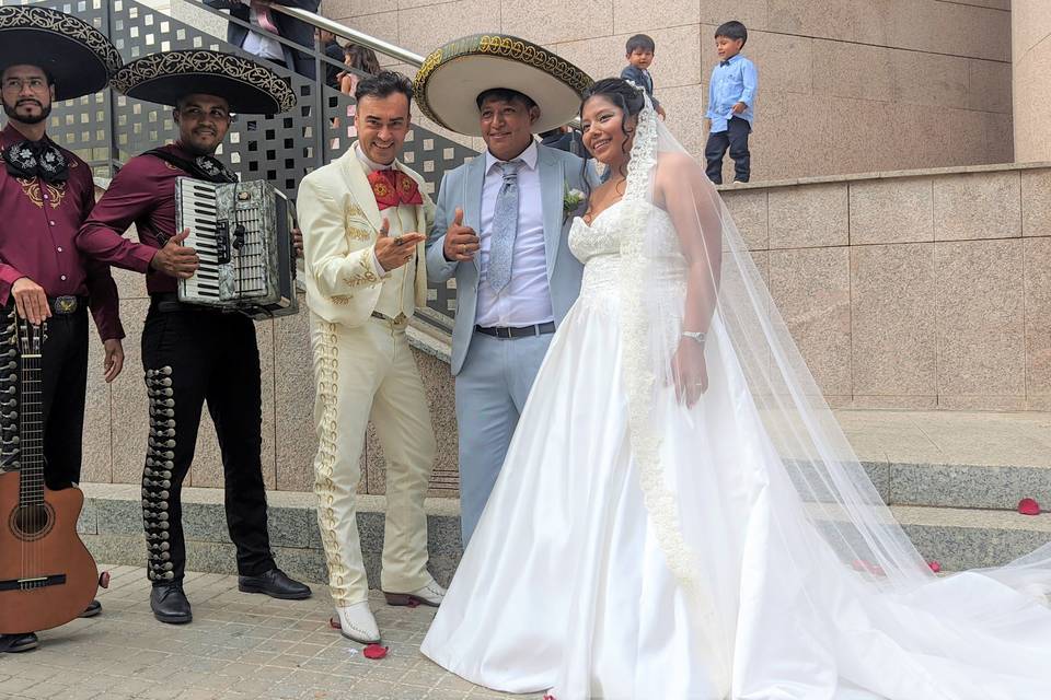 Boda Bolivianos