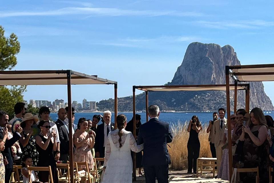 Mirando al Peñón de Ifach