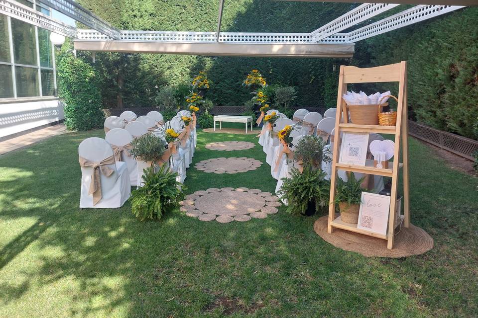 CEREMONIA EN EL JARDIN