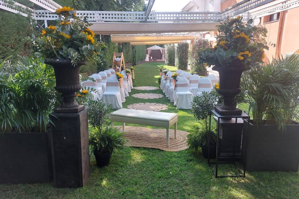 CEREMONIAS EN EL JARDÍN