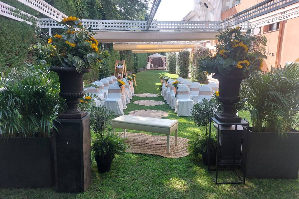 CEREMONIAS EN EL JARDÍN