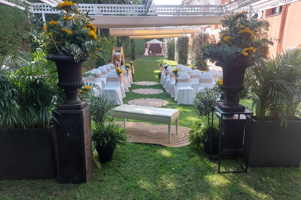 CEREMONIAS EN EL JARDÍN