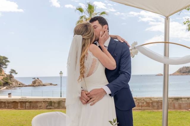 Novios frente al mar