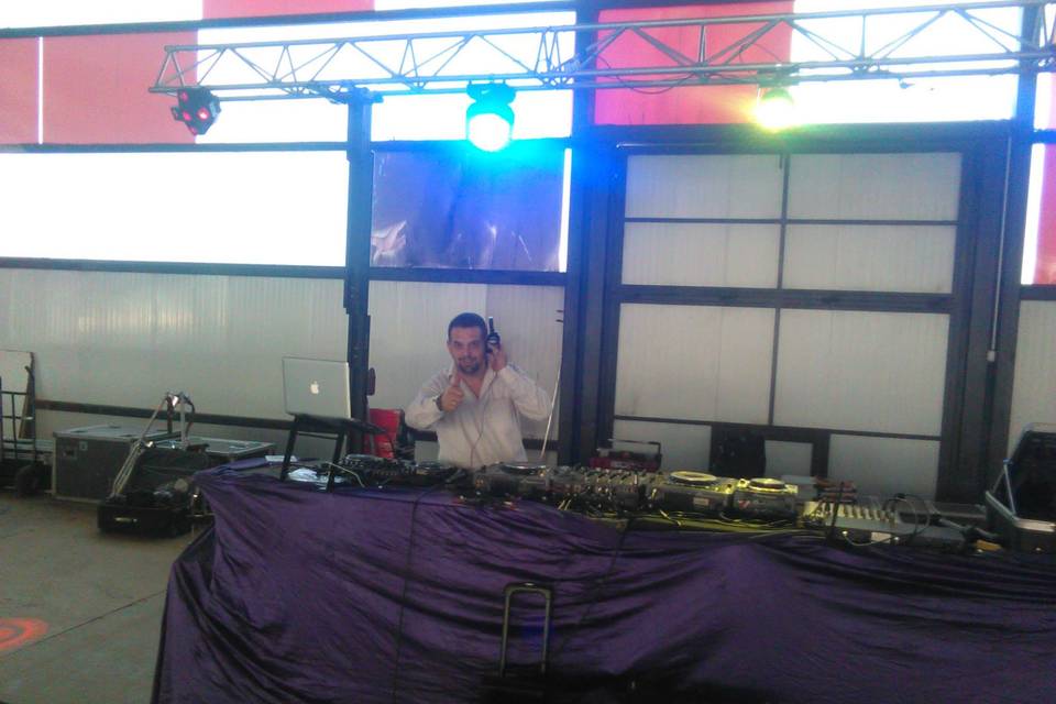 DJ Iván
