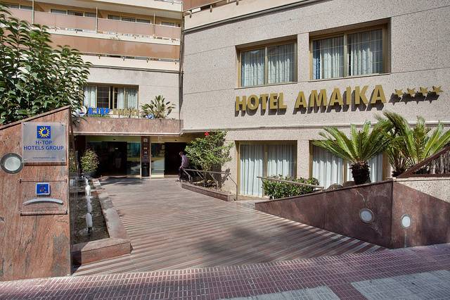 Entrada del hotel