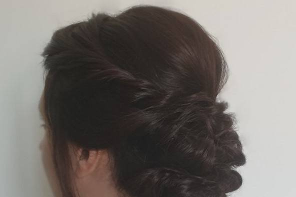 Trenza con volumen para novia