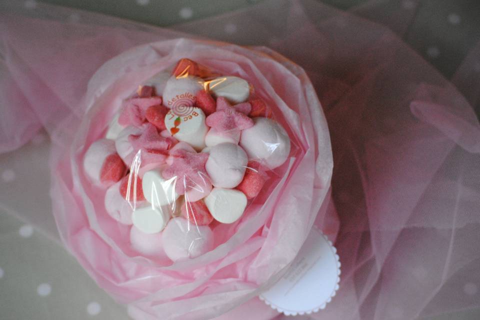 Flores, carritos de chuches