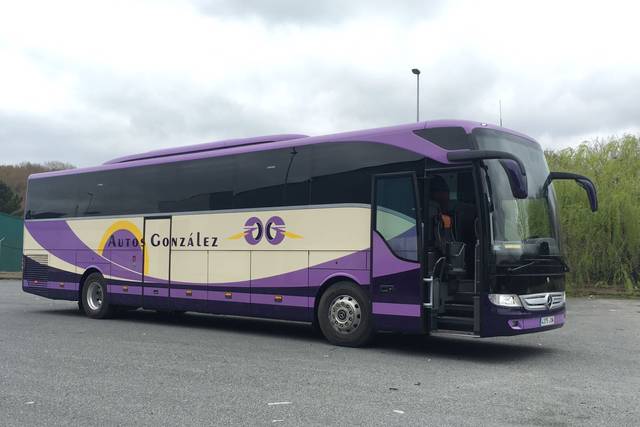 Mercedes Tourismo 55 pax