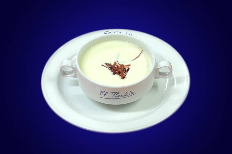 Crema de melón con jamón