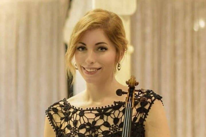 Marta, violinista