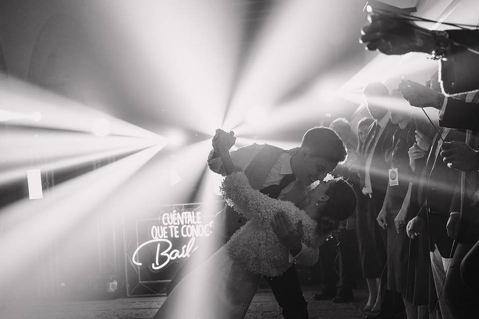 Baile