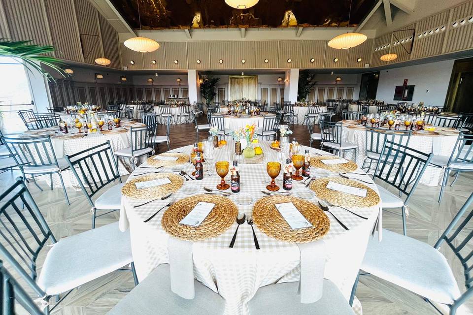 Salón El Dorado