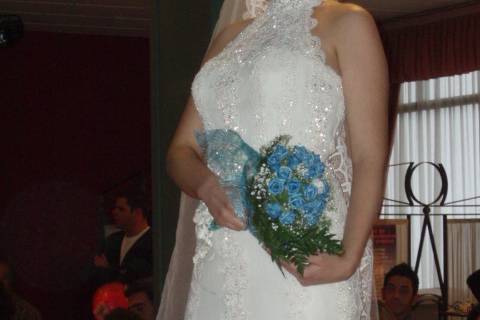 Ramo de novia de flores azules