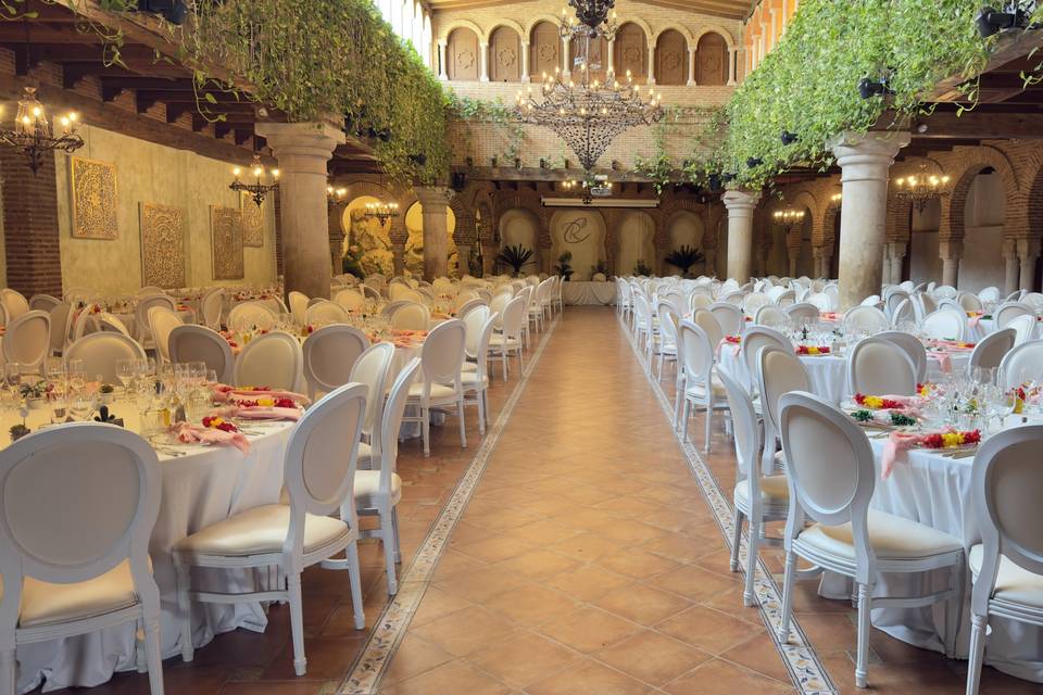 Salón Nazarí decoración mesas