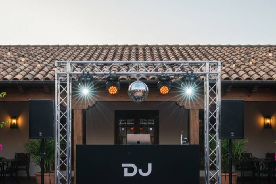 DJ  KOSTAL