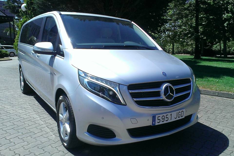 Mercedes Viano Clase V  7 pax