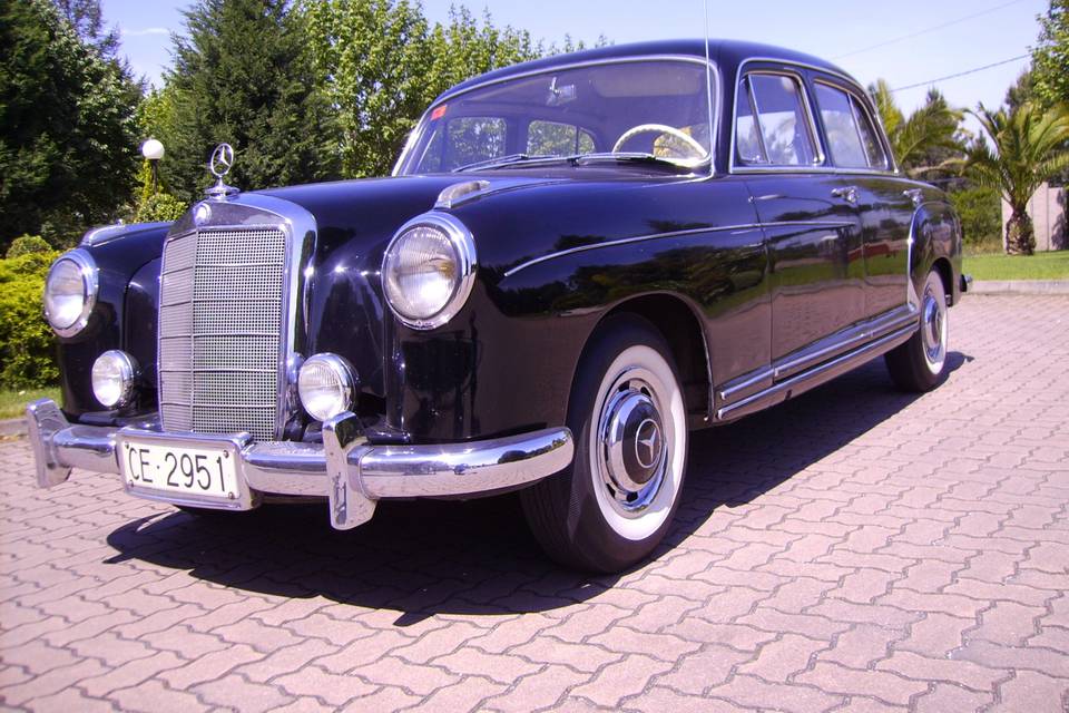 Mercedes clásico 220