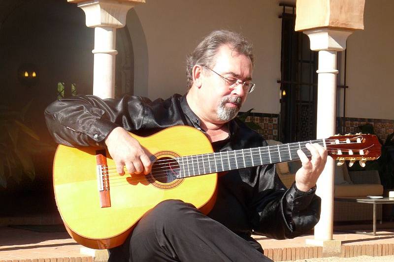 Armando J. López