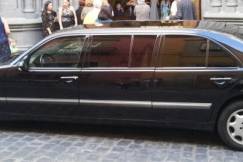 Mercedes limousine