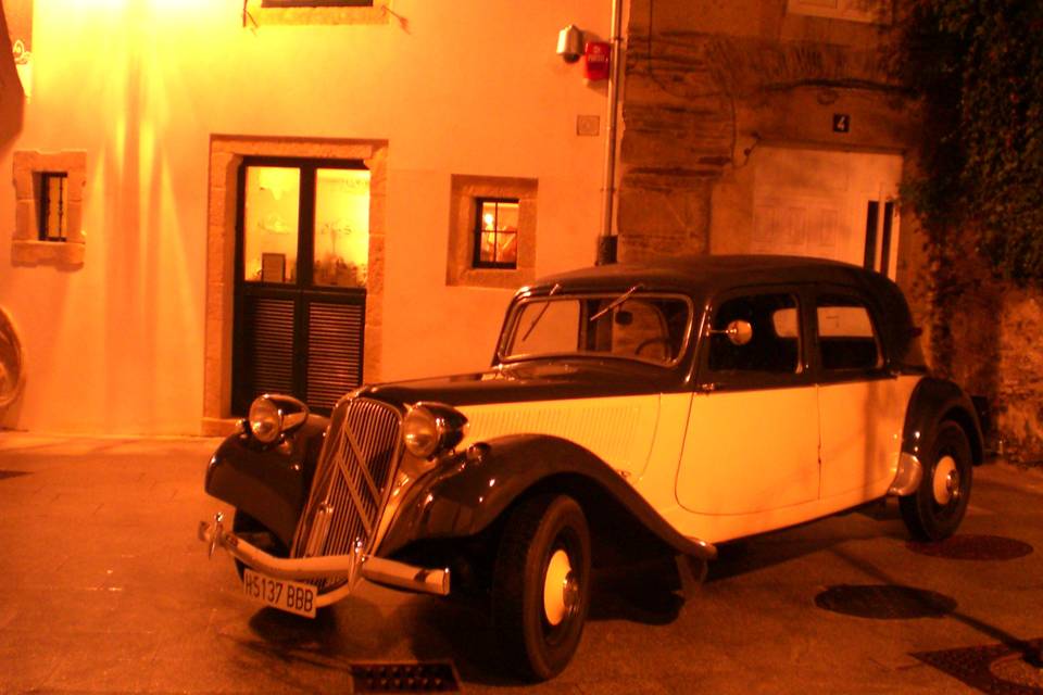 Citroen 11 de noche