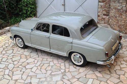 Mercedes Benz 220S año 1957