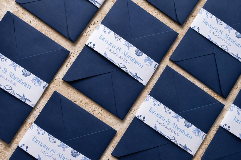 Cinturón de papel con diseño
