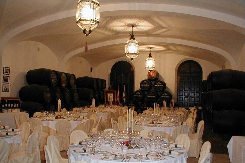 Montaje salón para banquete