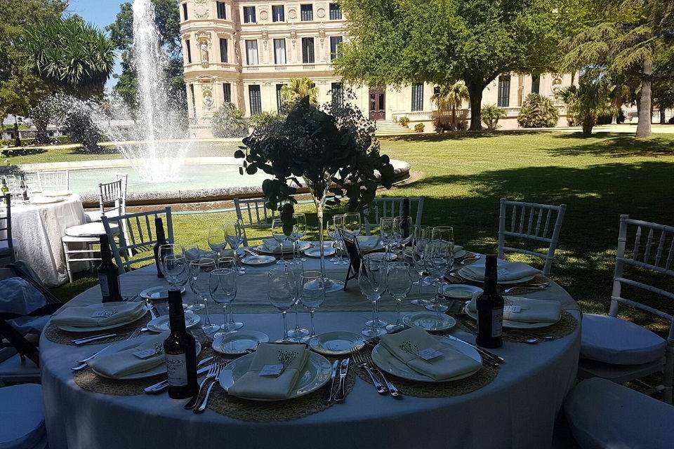 Almuerzo jardines recreo