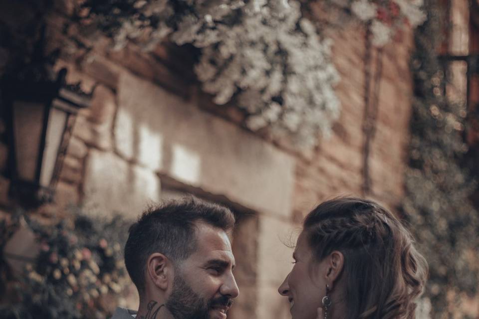 L & M