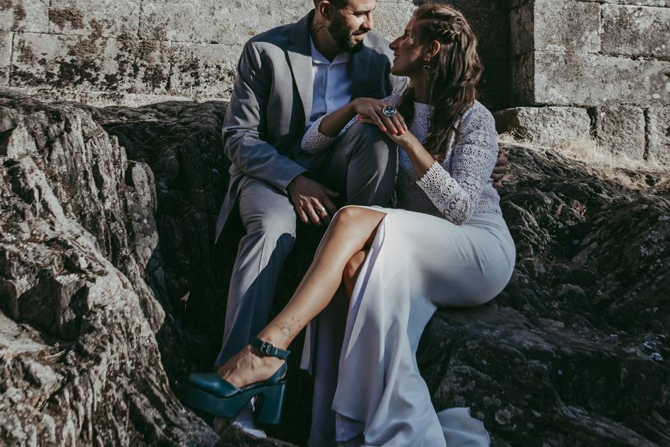 L & M